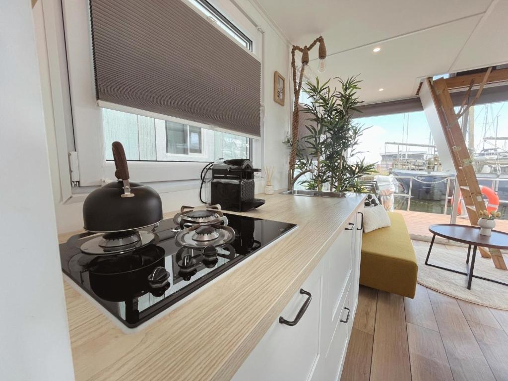 Tiny Lake Houses Near The Beach And Centre By Weltevreden Experience Zeewolde Bagian luar foto