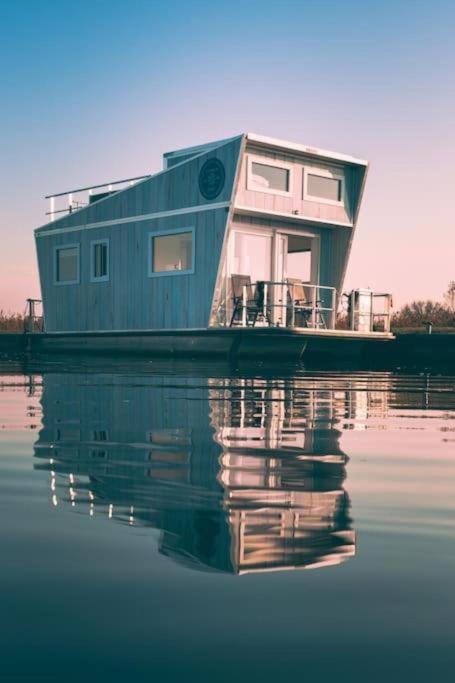 Tiny Lake Houses Near The Beach And Centre By Weltevreden Experience Zeewolde Bagian luar foto