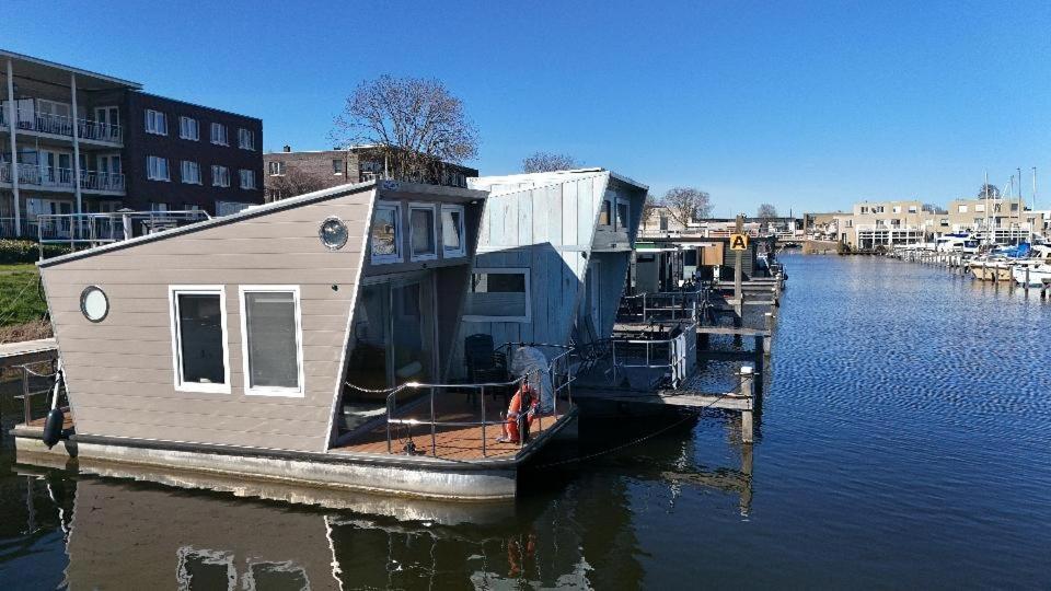 Tiny Lake Houses Near The Beach And Centre By Weltevreden Experience Zeewolde Bagian luar foto